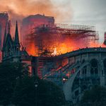 PREESTRENO | «Notre Dame brûle»